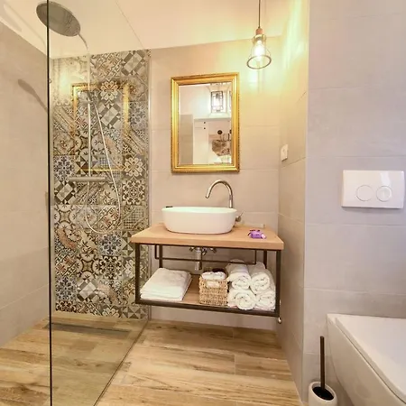 Villa May Vilă Gostinjac