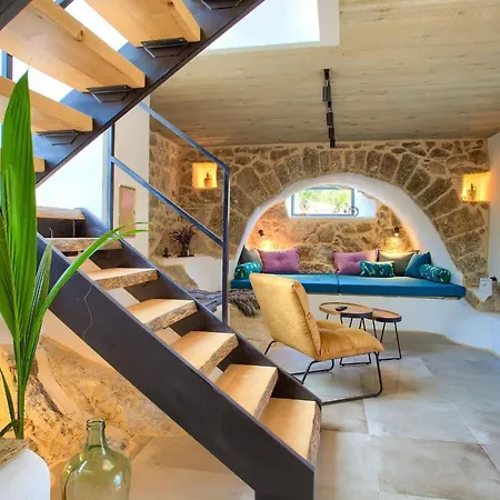 Villa May *