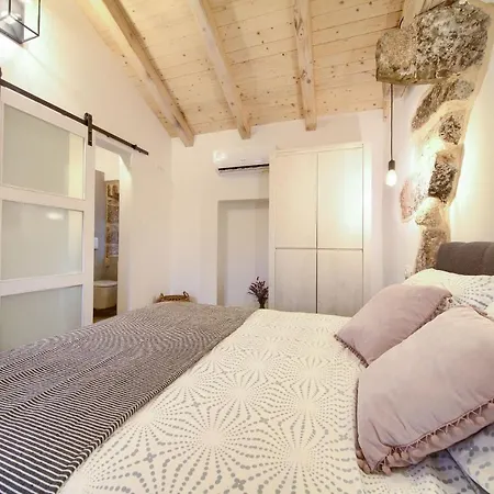 Villa Villa May