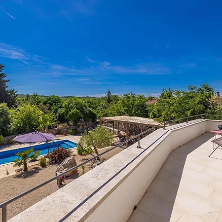 Villa Villa May Gostinjac