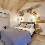 Villa May فيلة Gostinjac